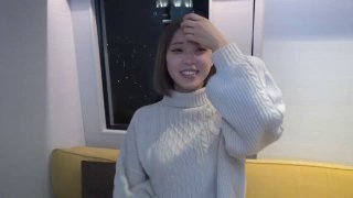 瑜伽教练，175山东美女，牛仔裤，高跟，豹纹，情趣装，所有男人想要的元素都有了，尤物罕见香艳巨作